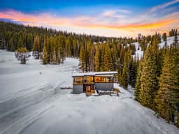 Wander Big Sky Basecamp - Image 2